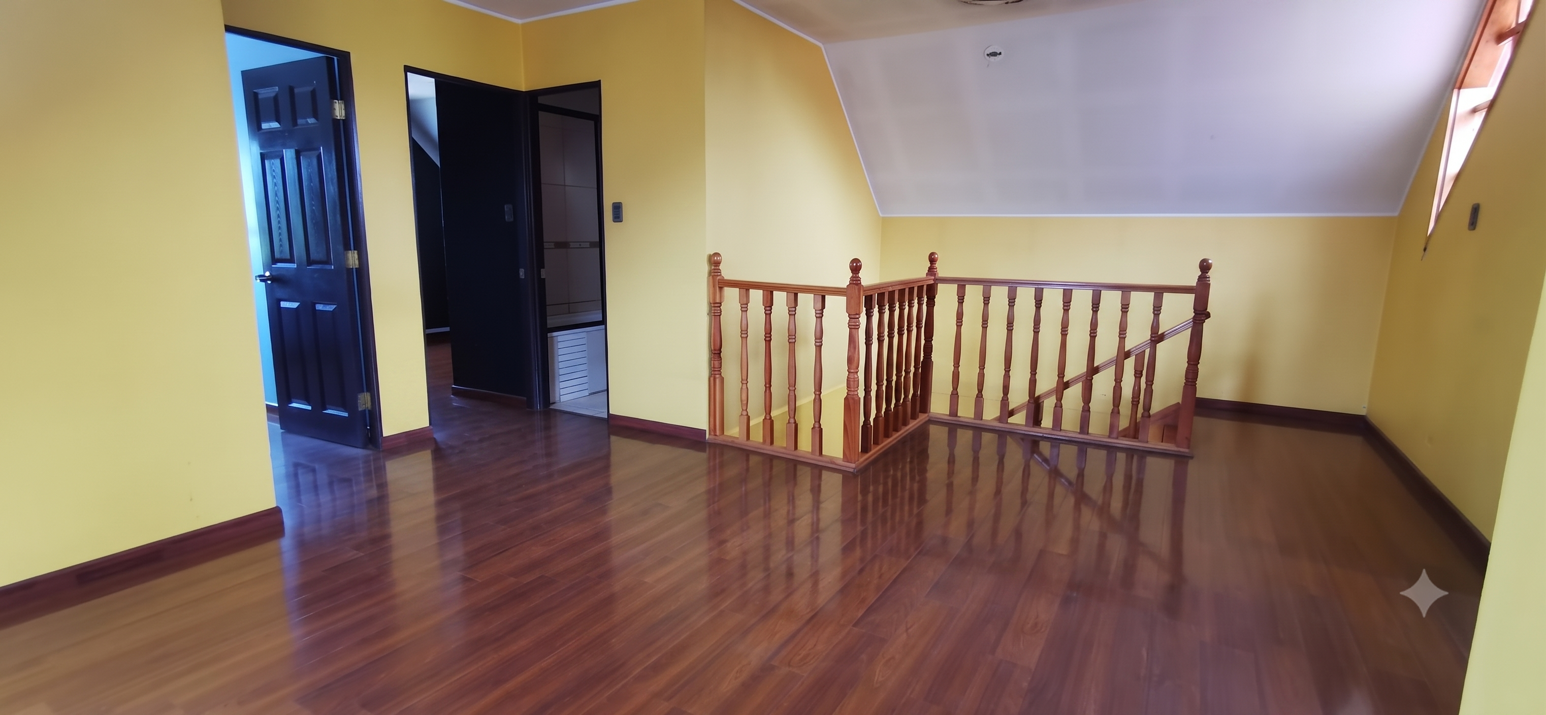 Casa en Los Ángeles - Barrio antiguo, consolidado y residencial foto 2